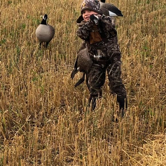 Meet your Posher, Josh - Picture 1 of 1